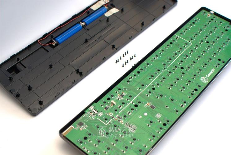 双模新玩具小鸡 gamesir gk300机械键盘